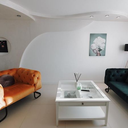Bear'S Apartment Alba Iulia Eksteriør billede
