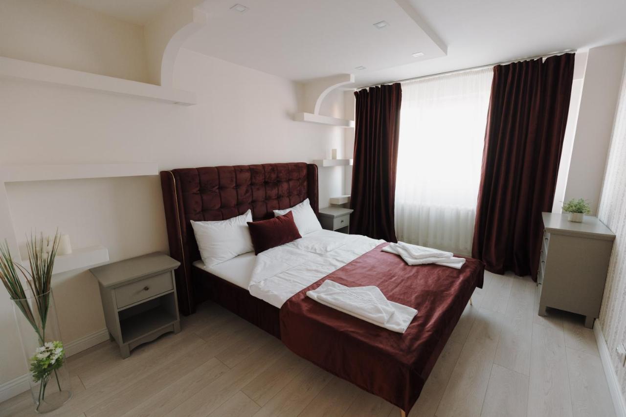 Bear'S Apartment Alba Iulia Eksteriør billede