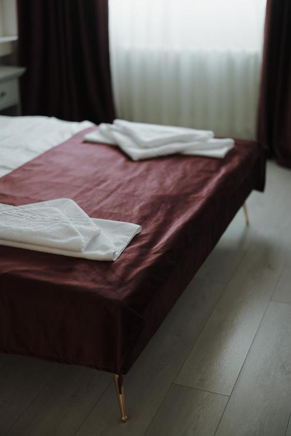 Bear'S Apartment Alba Iulia Eksteriør billede