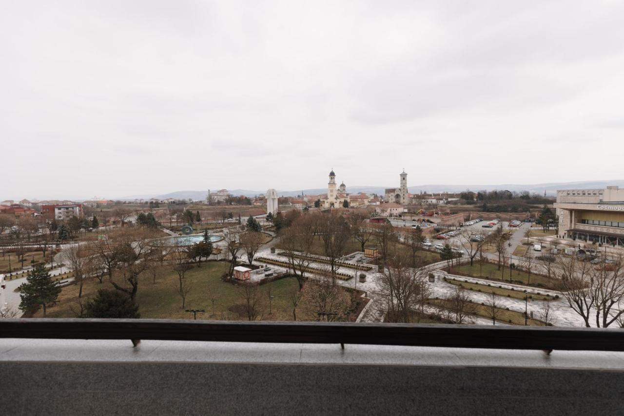 Bear'S Apartment Alba Iulia Eksteriør billede